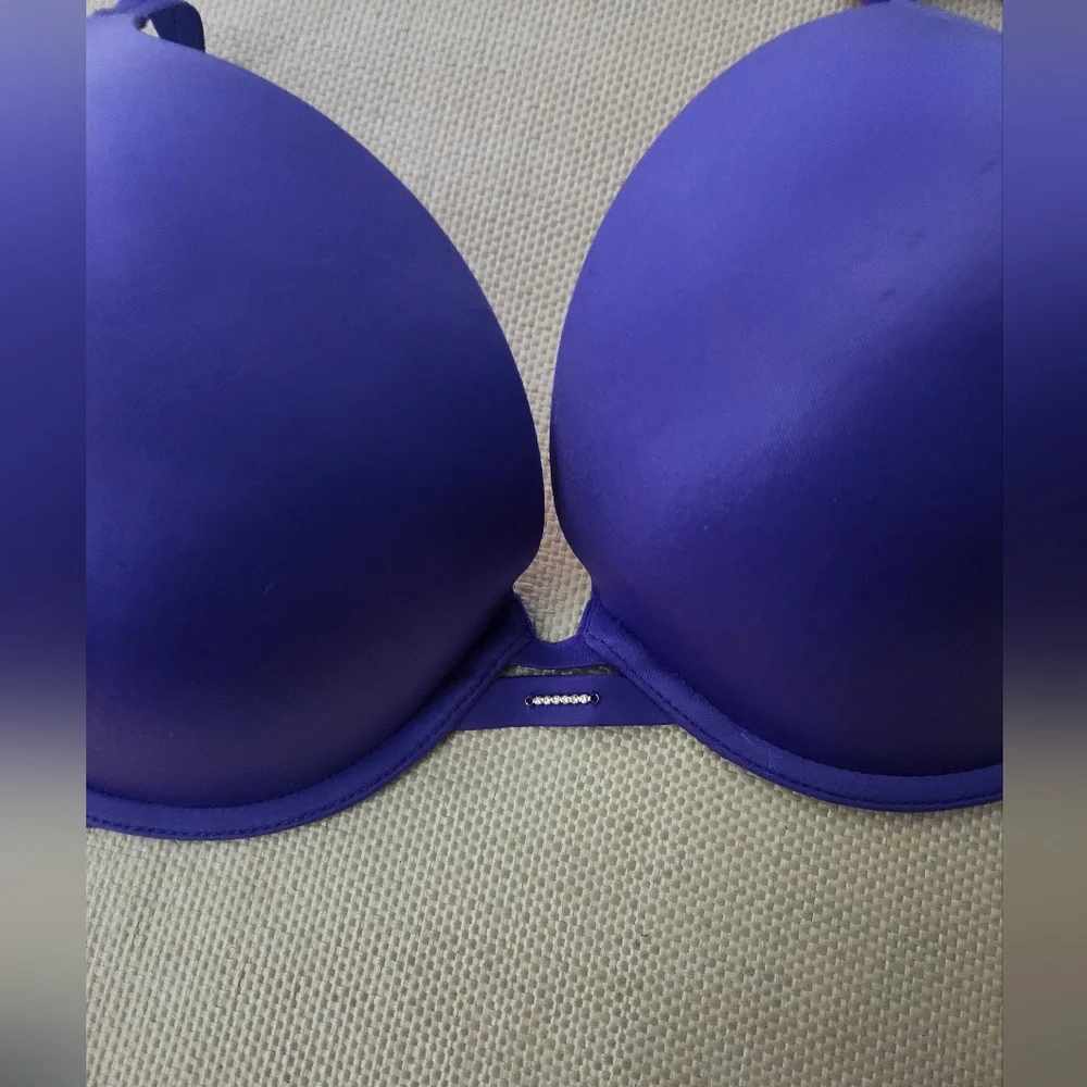 VS 36DD Pushup Bra, NWT Victoria's Push Up, Bra, NWT VS 36 DD  Bra, Nwt VS Bra - Picture 3 of 8